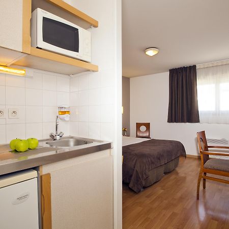 Sejours & Affaires Nantes Ducs De Bretagne Aparthotel Luaran gambar