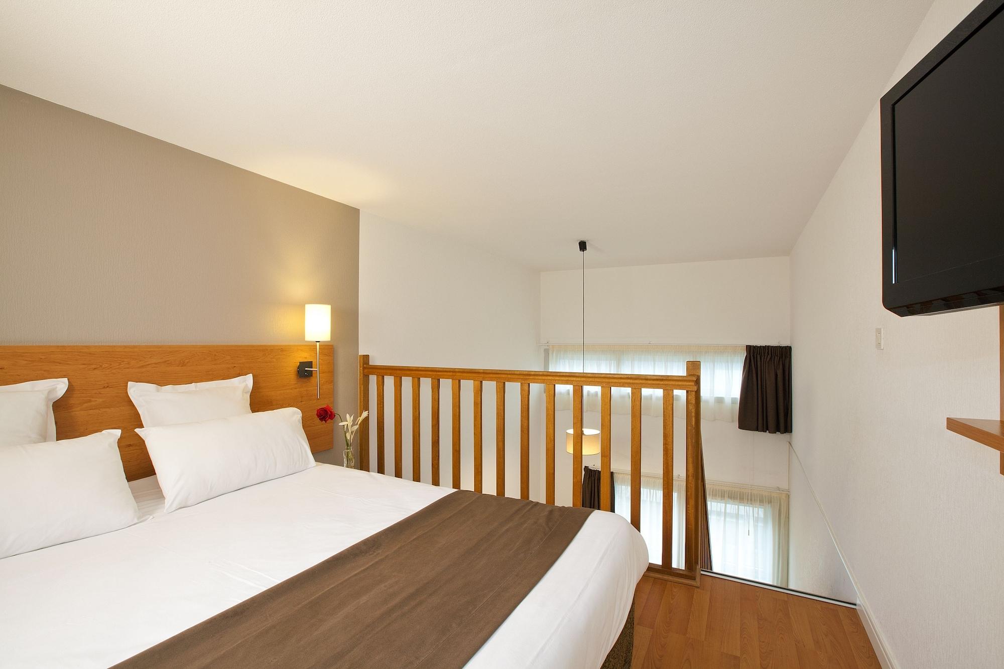 Sejours & Affaires Nantes Ducs De Bretagne Aparthotel Luaran gambar