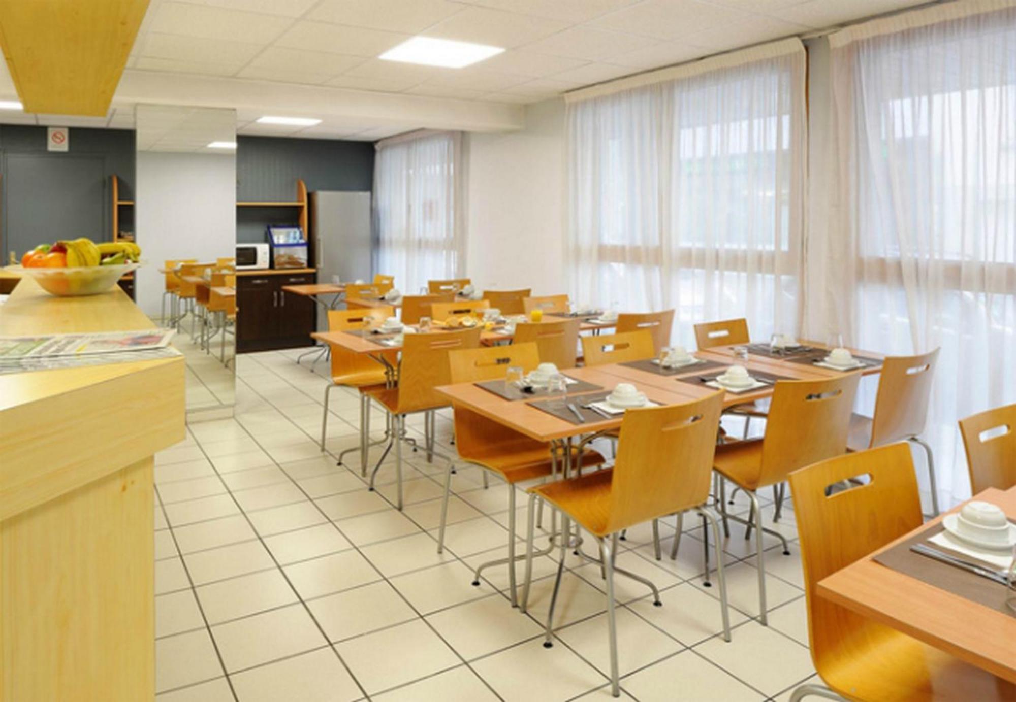 Sejours & Affaires Nantes Ducs De Bretagne Aparthotel Luaran gambar