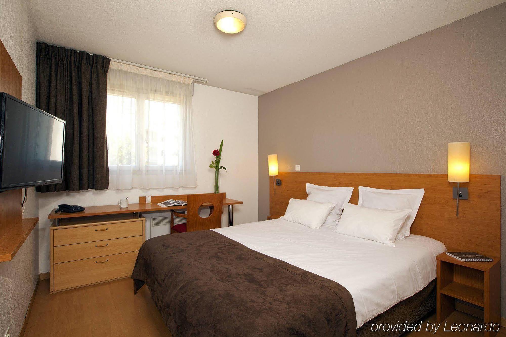Sejours & Affaires Nantes Ducs De Bretagne Aparthotel Luaran gambar