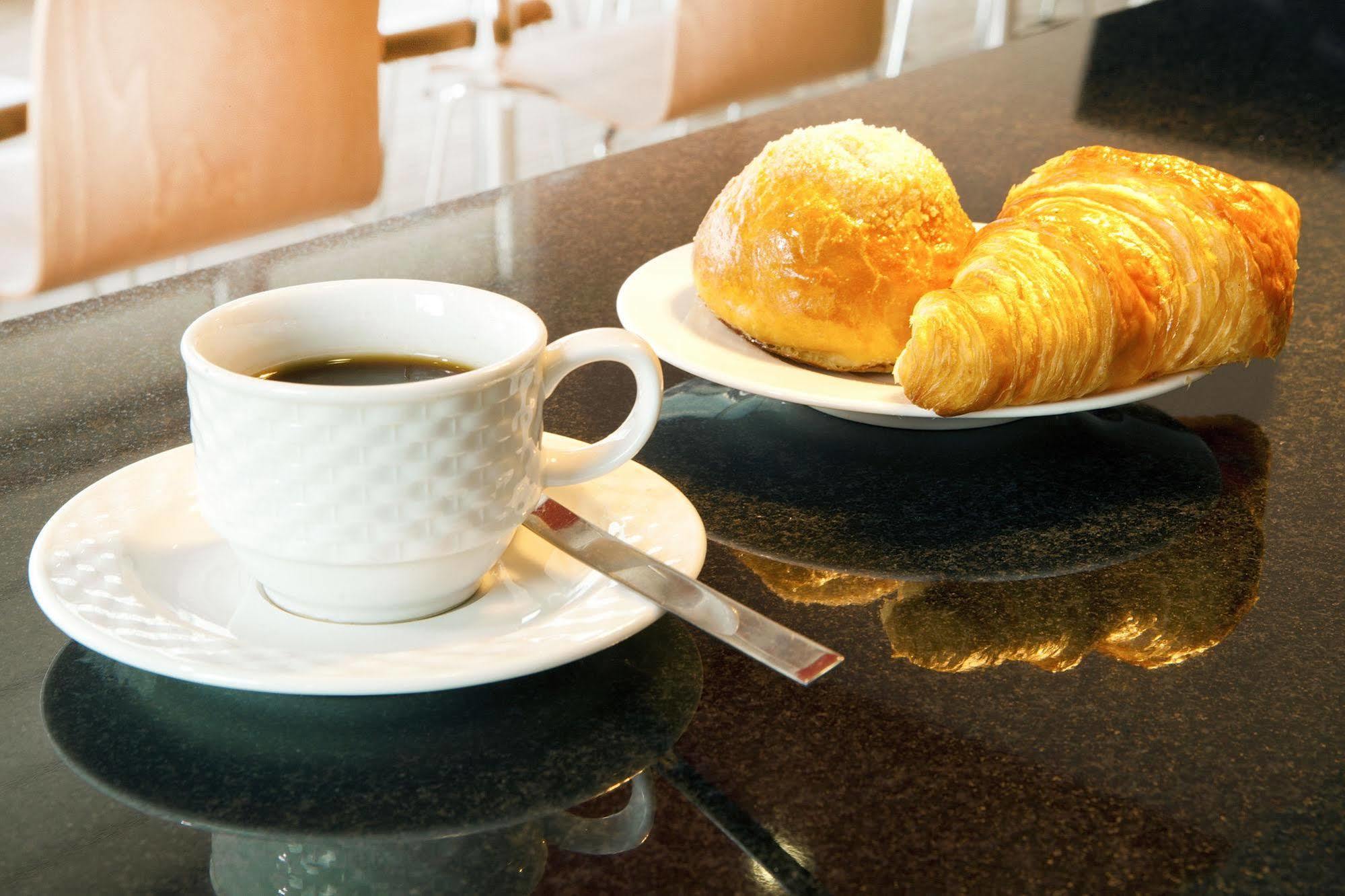 Sejours & Affaires Nantes Ducs De Bretagne Aparthotel Luaran gambar